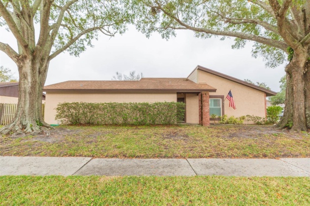 10338 DEL MAR CIRCLE, TAMPA, Florida 33624, 3 Bedrooms Bedrooms, ,2 BathroomsBathrooms,Residential,For Sale,DEL MAR,MFRT3497794