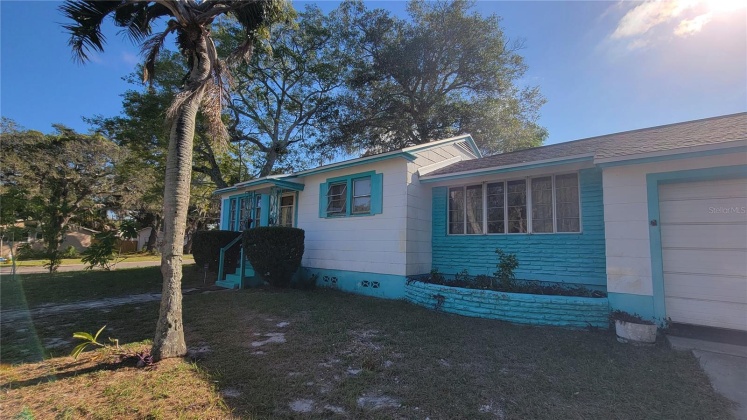 1780 HARBOR DRIVE, CLEARWATER, Florida 33755, 3 Bedrooms Bedrooms, ,2 BathroomsBathrooms,Residential,For Sale,HARBOR,MFRT3512170