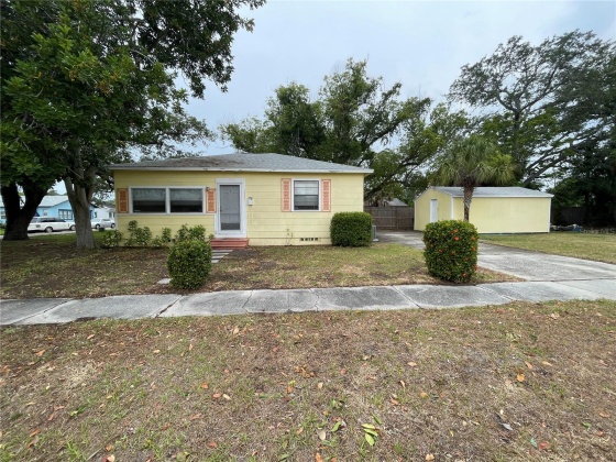 1531 44TH STREET, SAINT PETERSBURG, Florida 33711, 2 Bedrooms Bedrooms, ,1 BathroomBathrooms,Residential,For Sale,44TH,MFRU8238096