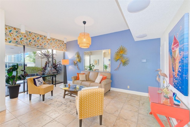 7400 SUN ISLAND DRIVE, SOUTH PASADENA, Florida 33707, 1 Bedroom Bedrooms, ,1 BathroomBathrooms,Residential,For Sale,SUN ISLAND,MFRT3482889