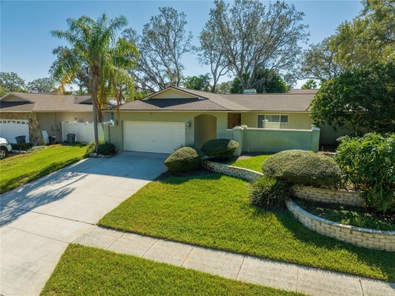 1707 GRAND CENTRAL DRIVE, TARPON SPRINGS, Florida 34689, 3 Bedrooms Bedrooms, ,2 BathroomsBathrooms,Residential,For Sale,GRAND CENTRAL,MFRT3483492