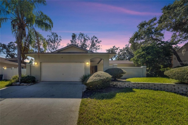 1707 GRAND CENTRAL DRIVE, TARPON SPRINGS, Florida 34689, 3 Bedrooms Bedrooms, ,2 BathroomsBathrooms,Residential,For Sale,GRAND CENTRAL,MFRT3483492