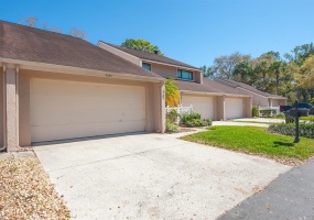 4207 HARTWOOD LANE, TAMPA, Florida 33618, 4 Bedrooms Bedrooms, ,2 BathroomsBathrooms,Residential,For Sale,HARTWOOD,MFRW7860372