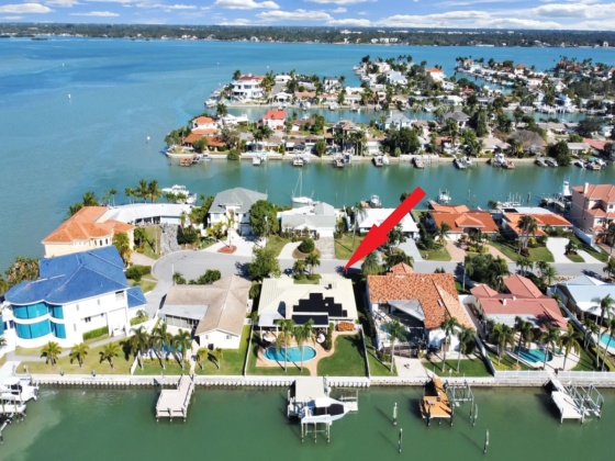 12500 5TH STREET, TREASURE ISLAND, Florida 33706, 3 Bedrooms Bedrooms, ,3 BathroomsBathrooms,Residential,For Sale,5TH,MFRU8225143