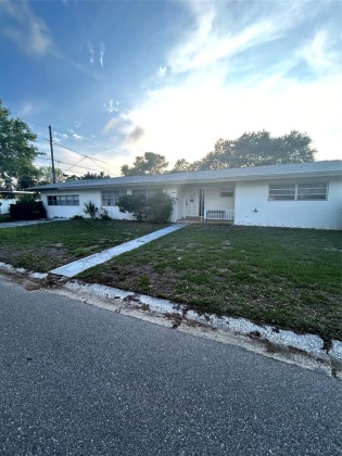 5600 9TH AVENUE, ST PETERSBURG, Florida 33710, 3 Bedrooms Bedrooms, ,2 BathroomsBathrooms,Residential,For Sale,9TH,MFRU8232603