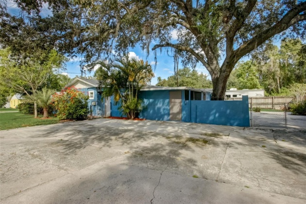 4301 COOLIDGE AVENUE, TAMPA, Florida 33614, 3 Bedrooms Bedrooms, ,2 BathroomsBathrooms,Residential,For Sale,COOLIDGE,MFRT3483012