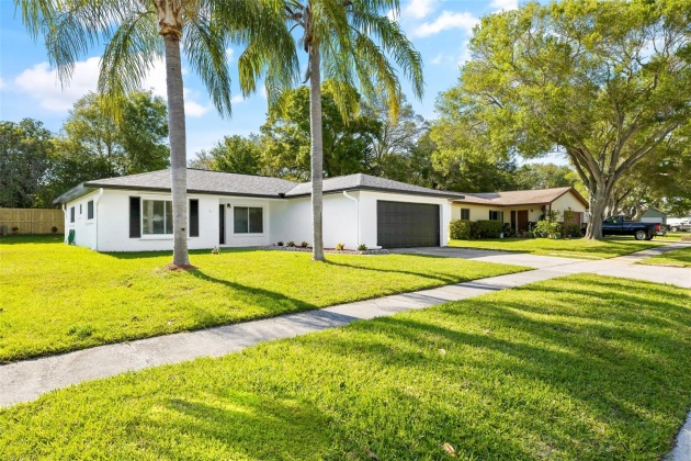 1452 OVERCASH DR, DUNEDIN, Florida 34698, 3 Bedrooms Bedrooms, ,2 BathroomsBathrooms,Residential,For Sale,OVERCASH DR,MFRT3519921