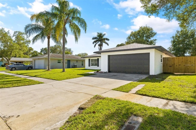 1452 OVERCASH DR, DUNEDIN, Florida 34698, 3 Bedrooms Bedrooms, ,2 BathroomsBathrooms,Residential,For Sale,OVERCASH DR,MFRT3519921