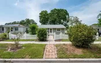 835 49TH AVENUE, SAINT PETERSBURG, Florida 33703, 3 Bedrooms Bedrooms, ,1 BathroomBathrooms,Residential,For Sale,49TH,MFRA4610229
