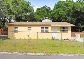 7802 RIVERDALE AVENUE, TAMPA, Florida 33604, 3 Bedrooms Bedrooms, ,2 BathroomsBathrooms,Residential,For Sale,RIVERDALE,MFRT3526233