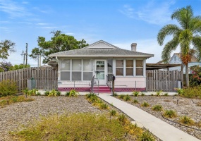 2663 DARTMOUTH AVENUE, SAINT PETERSBURG, Florida 33713, 3 Bedrooms Bedrooms, ,2 BathroomsBathrooms,Residential,For Sale,DARTMOUTH,MFRU8242905