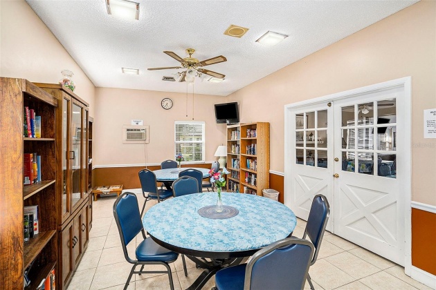 4215 BAY DRIVE, CLEARWATER, Florida 33764, 1 Bedroom Bedrooms, ,1 BathroomBathrooms,Residential,For Sale,BAY,MFRT3518992