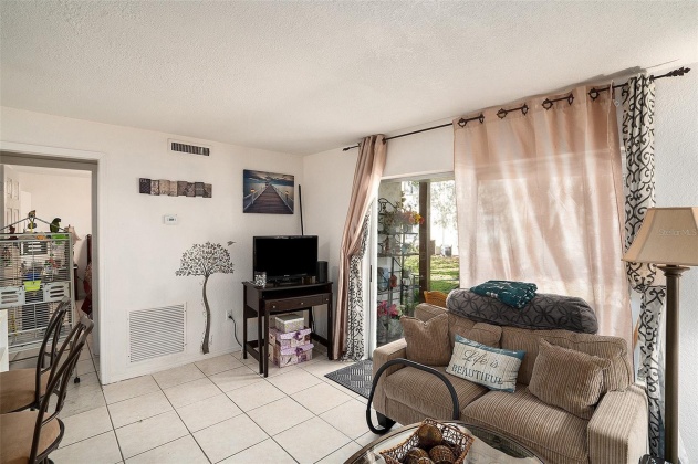 4215 BAY DRIVE, CLEARWATER, Florida 33764, 1 Bedroom Bedrooms, ,1 BathroomBathrooms,Residential,For Sale,BAY,MFRT3518992