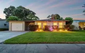 12922 127TH AVENUE, LARGO, Florida 33774, 3 Bedrooms Bedrooms, ,2 BathroomsBathrooms,Residential,For Sale,127TH,MFRT3527582