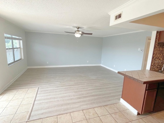 8039 GARDEN DRIVE, SEMINOLE, Florida 33777, 2 Bedrooms Bedrooms, ,2 BathroomsBathrooms,Residential,For Sale,GARDEN,MFRT3517619