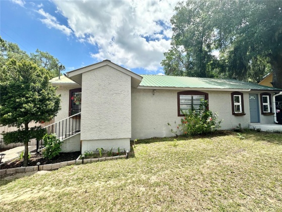 13420 US HIGHWAY 301, DADE CITY, Florida 33525, 3 Bedrooms Bedrooms, ,2 BathroomsBathrooms,Residential,For Sale,US HIGHWAY 301,MFRT3528052