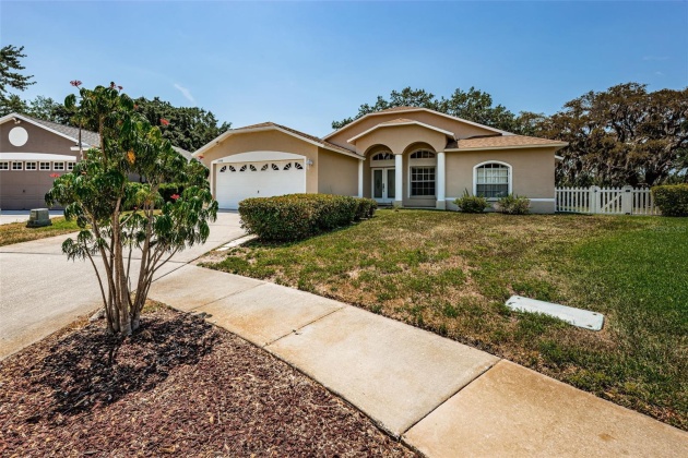 1456 WATERMILL CIRCLE, TARPON SPRINGS, Florida 34689, 3 Bedrooms Bedrooms, ,2 BathroomsBathrooms,Residential,For Sale,WATERMILL,MFRW7863661