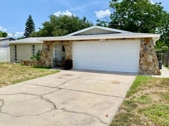 9436 RAINBOW LANE, PORT RICHEY, Florida 34668, 2 Bedrooms Bedrooms, ,2 BathroomsBathrooms,Residential,For Sale,RAINBOW,MFRU8243492