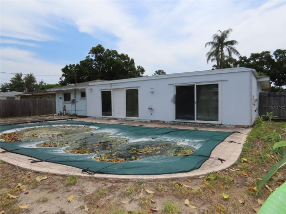 1510 LAKESIDE DRIVE, DUNEDIN, Florida 34698, 3 Bedrooms Bedrooms, ,2 BathroomsBathrooms,Residential,For Sale,LAKESIDE,MFRU8243706