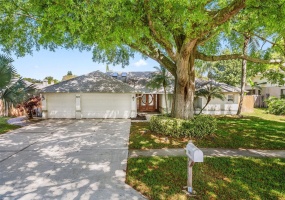 2630 MEADOW WOOD DRIVE, CLEARWATER, Florida 33761, 5 Bedrooms Bedrooms, ,3 BathroomsBathrooms,Residential,For Sale,MEADOW WOOD,MFRU8233904