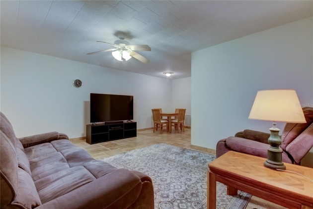 350 79TH AVENUE, SAINT PETERSBURG, Florida 33702, 1 Bedroom Bedrooms, ,1 BathroomBathrooms,Residential,For Sale,79TH,MFRU8243251