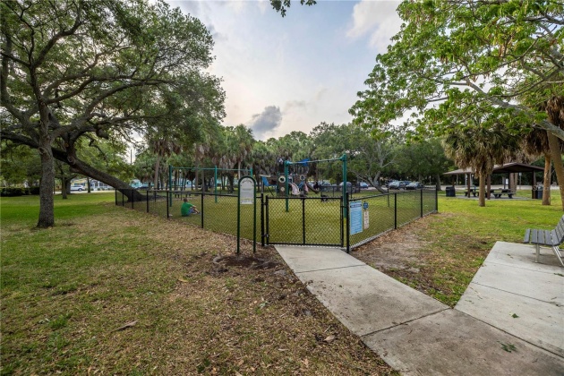 2924 1ST STREET, SAINT PETERSBURG, Florida 33704, 3 Bedrooms Bedrooms, ,2 BathroomsBathrooms,Residential,For Sale,1ST,MFRU8242455