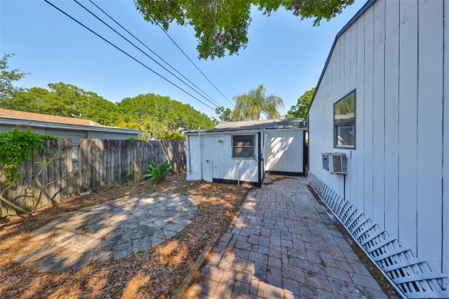 2133 44TH AVENUE, ST PETERSBURG, Florida 33714, 3 Bedrooms Bedrooms, ,1 BathroomBathrooms,Residential,For Sale,44TH,MFRT3513585