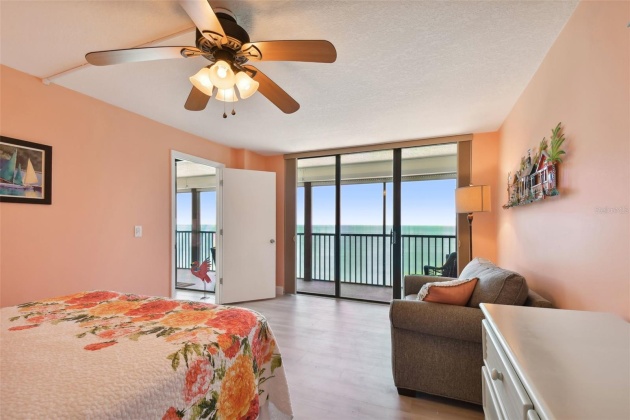 15400 GULF BOULEVARD, MADEIRA BEACH, Florida 33708, 3 Bedrooms Bedrooms, ,2 BathroomsBathrooms,Residential,For Sale,GULF,MFRU8244100