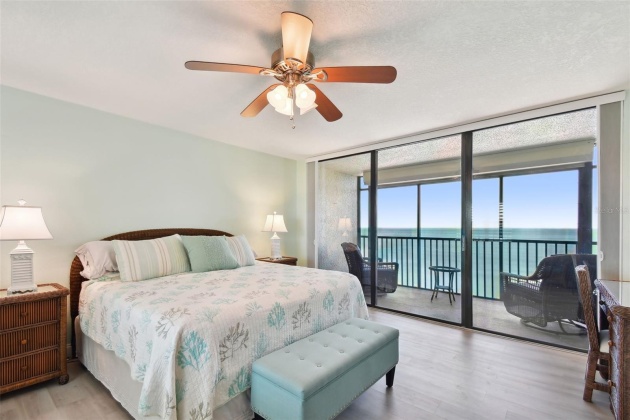 15400 GULF BOULEVARD, MADEIRA BEACH, Florida 33708, 3 Bedrooms Bedrooms, ,2 BathroomsBathrooms,Residential,For Sale,GULF,MFRU8244100