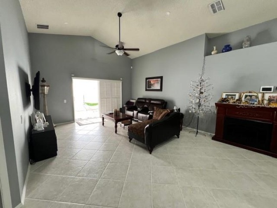 1740 HUNTER LANE, TARPON SPRINGS, Florida 34689, 4 Bedrooms Bedrooms, ,2 BathroomsBathrooms,Residential,For Sale,HUNTER,MFRU8244157