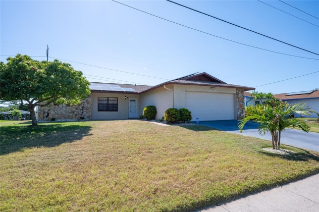 2543 SAN LUIS ROAD, HOLIDAY, Florida 34691, 2 Bedrooms Bedrooms, ,2 BathroomsBathrooms,Residential,For Sale,SAN LUIS,MFRT3527904