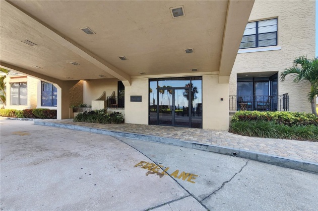 2109 BAYSHORE BOULEVARD, TAMPA, Florida 33606, 1 Bedroom Bedrooms, ,1 BathroomBathrooms,Residential,For Sale,BAYSHORE,MFRT3529645