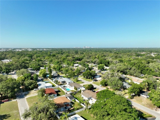 8019 CARDINAL DRIVE, TAMPA, Florida 33617, 5 Bedrooms Bedrooms, ,4 BathroomsBathrooms,Residential,For Sale,CARDINAL,MFRO6209210