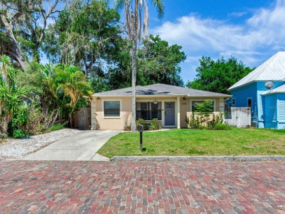 3108 MASSACHUSETTS AVENUE, TAMPA, Florida 33603, 3 Bedrooms Bedrooms, ,2 BathroomsBathrooms,Residential,For Sale,MASSACHUSETTS,MFRT3529480