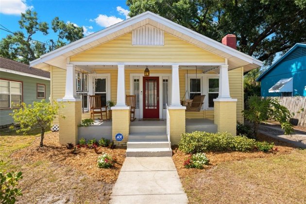 304 CHELSEA STREET, TAMPA, Florida 33603, 2 Bedrooms Bedrooms, ,2 BathroomsBathrooms,Residential,For Sale,CHELSEA,MFRT3528688