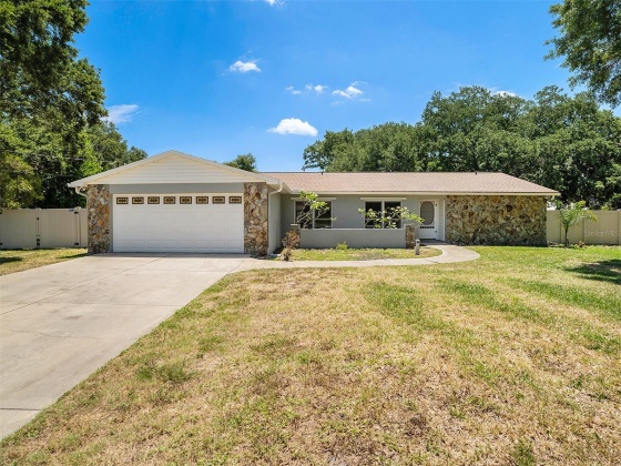 8319 FOREST CIRCLE, TAMPA, Florida 33615, 3 Bedrooms Bedrooms, ,2 BathroomsBathrooms,Residential,For Sale,FOREST,MFRT3530088