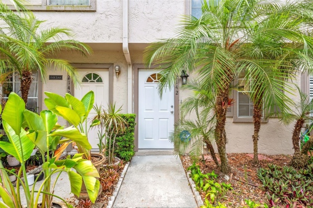 2142 FLETCHERS POINT CIRCLE, TAMPA, Florida 33613, 2 Bedrooms Bedrooms, ,2 BathroomsBathrooms,Residential,For Sale,FLETCHERS POINT,MFRT3530019