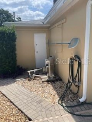 10220 FLEETWOOD DRIVE, TAMPA, Florida 33612, 3 Bedrooms Bedrooms, ,2 BathroomsBathrooms,Residential,For Sale,FLEETWOOD,MFRT3530845