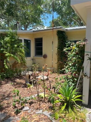 4018 GRANADA STREET, TAMPA, Florida 33629, 3 Bedrooms Bedrooms, ,1 BathroomBathrooms,Residential,For Sale,GRANADA,MFRT3531158