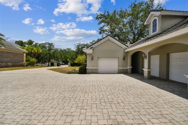 301 SIGNATURE TERRACE, SAFETY HARBOR, Florida 34695, 5 Bedrooms Bedrooms, ,4 BathroomsBathrooms,Residential,For Sale,SIGNATURE,MFRU8245572