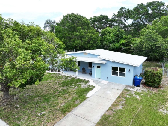 616 11TH STREET, LARGO, Florida 33770, 3 Bedrooms Bedrooms, ,2 BathroomsBathrooms,Residential,For Sale,11TH,MFRU8245423