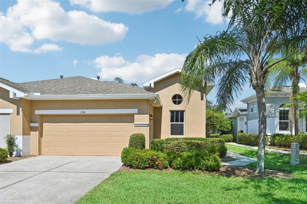 1210 LYNDHURST GREENS DRIVE, SUN CITY CENTER, Florida 33573, 2 Bedrooms Bedrooms, ,2 BathroomsBathrooms,Residential,For Sale,LYNDHURST GREENS,MFRT3530639