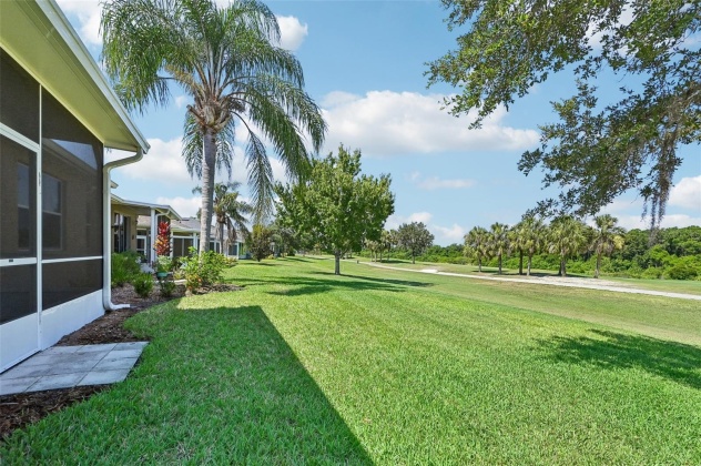 1210 LYNDHURST GREENS DRIVE, SUN CITY CENTER, Florida 33573, 2 Bedrooms Bedrooms, ,2 BathroomsBathrooms,Residential,For Sale,LYNDHURST GREENS,MFRT3530639