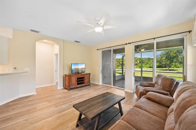 1210 LYNDHURST GREENS DRIVE, SUN CITY CENTER, Florida 33573, 2 Bedrooms Bedrooms, ,2 BathroomsBathrooms,Residential,For Sale,LYNDHURST GREENS,MFRT3530639