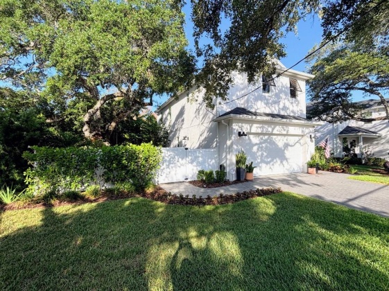 6227 INTERBAY AVENUE, TAMPA, Florida 33611, 4 Bedrooms Bedrooms, ,3 BathroomsBathrooms,Residential,For Sale,INTERBAY,MFRT3531686