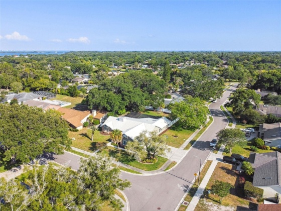 528 HUMPHRIES ROAD, SAFETY HARBOR, Florida 34695, 4 Bedrooms Bedrooms, ,3 BathroomsBathrooms,Residential,For Sale,HUMPHRIES,MFRT3531550