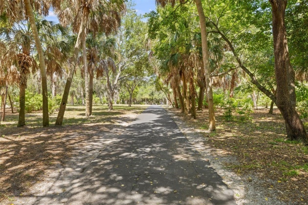 8326 40TH PLACE, SAINT PETERSBURG, Florida 33709, 3 Bedrooms Bedrooms, ,2 BathroomsBathrooms,Residential,For Sale,40TH,MFRT3531767