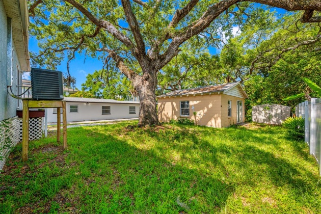 7215 KISSIMMEE STREET, TAMPA, Florida 33616, 2 Bedrooms Bedrooms, ,2 BathroomsBathrooms,Residential,For Sale,KISSIMMEE,MFRU8244456