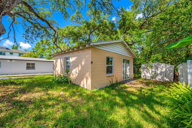 7215 KISSIMMEE STREET, TAMPA, Florida 33616, 2 Bedrooms Bedrooms, ,2 BathroomsBathrooms,Residential,For Sale,KISSIMMEE,MFRU8244456