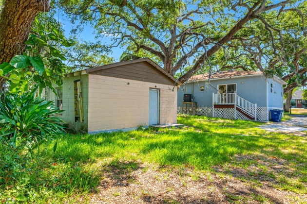 7215 KISSIMMEE STREET, TAMPA, Florida 33616, 2 Bedrooms Bedrooms, ,2 BathroomsBathrooms,Residential,For Sale,KISSIMMEE,MFRU8244456